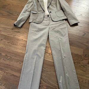 Ann Taylor Loft 2-Piece Pant Suit